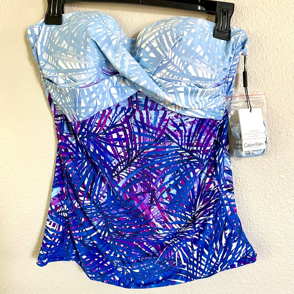 Calvin Klein NWT Women's Blue and Purple Tankini Top